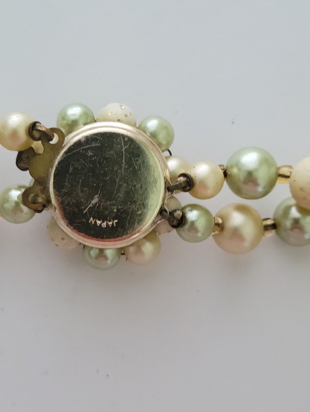 Vintage Signed Japan Green Yellow Pearls Two Strand Necklace 20" Feminine - Picture 11 of 13